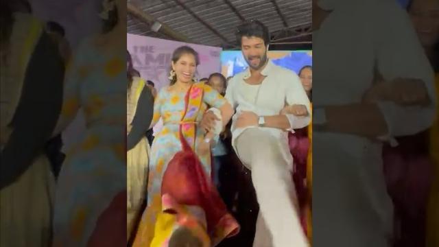 Kalyani vacha with vdk #vijaydevarakonda #thefamilystar #mrunalthakur #dilraju #tirupati Kalyani vacha with vdk #vijaydevarakonda #thefamilystar #mrunalthakur #dilraju #tirupati