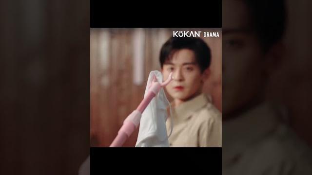 Oops! she dropped her underwear at the ceo's house #stepbysteplove #chinesedrama #romance #drama Oops! she dropped her underwear at the ceo's house #stepbysteplove #chinesedrama #romance #drama