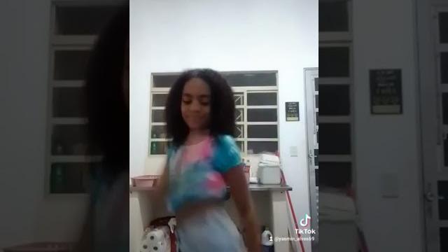 Eu dançando funk Eu dançando funk