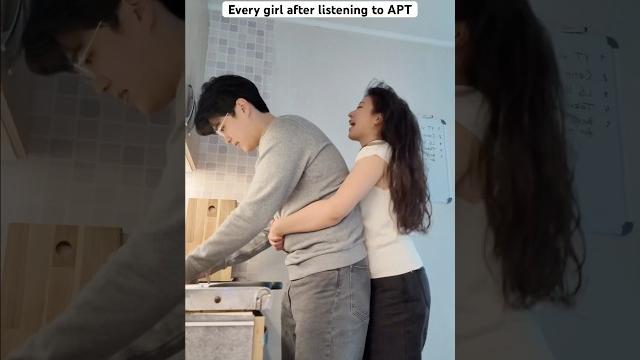 When he can’t avoid your favorite song #apt #rosé #brunomars When he can’t avoid your favorite song #apt #rosé #brunomars