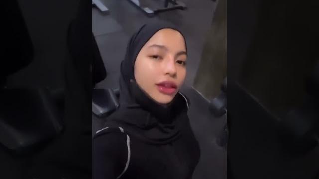 Oklin fia jilbab ketat #oklin #oklinfia #viral #lucu #ukhti #solehot #hijabers #jilbab #bodygoals Oklin fia jilbab ketat #oklin #oklinfia #viral #lucu #ukhti #solehot #hijabers #jilbab #bodygoals