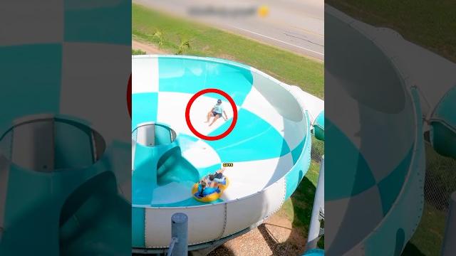 They got stuck in water slide (@splashway ) They got stuck in water slide (@splashway )