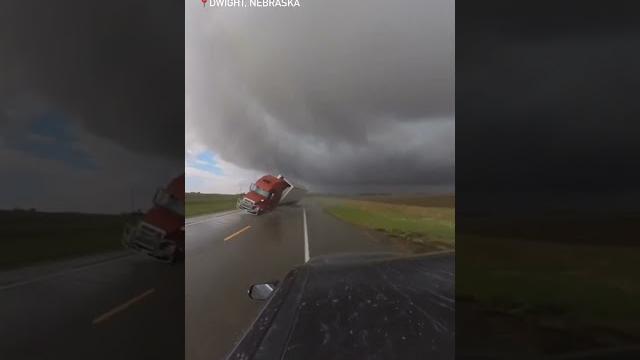 Semi-truck slams into vehicle as supercell impacts nebraska Semi-truck slams into vehicle as supercell impacts nebraska