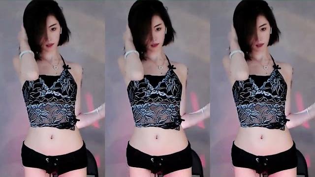 虎牙奇领子恩,这衣服可以,短裤热舞 虎牙奇领子恩,这衣服可以,短裤热舞