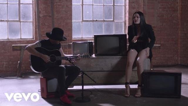 Jessie j - keep us together (acoustic) Jessie j - keep us together (acoustic)