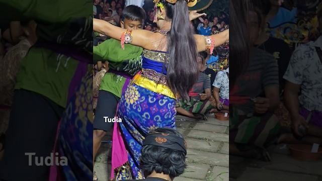 Bocil keasikan #jogedbungbung #jogedpargoy #lucu #happy #jaranan #beranda #karnaval #bali #jogetseru Bocil keasikan #jogedbungbung #jogedpargoy #lucu #happy #jaranan #beranda #karnaval #bali #jogetseru
