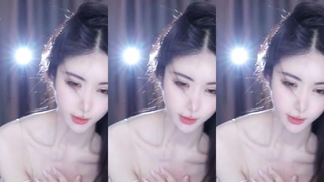 蓝光8m 虎牙 正恒丶妤希 努力的小女孩 20221127175648 蓝光8m 虎牙 正恒丶妤希 努力的小女孩 20221127175648