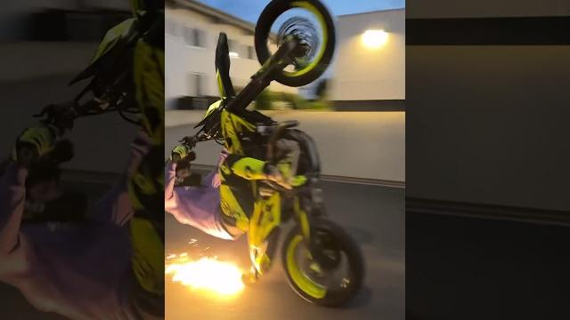 The best feetsliders from @moltencore #motorcycle #wheelie #stunts #supermoto #moto #stuntriding The best feetsliders from @moltencore #motorcycle #wheelie #stunts #supermoto #moto #stuntriding