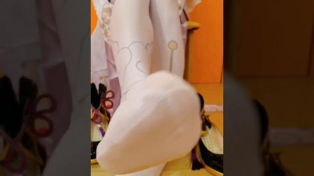 符玄只是在脱下她的鞋子而已啦~但开拓者居然喜欢看jio嘛?好奇怪啊~吃我一jio!「#cosplay|#崩坏星穹铁道|#符玄|#玉足|#玉腿|#白丝|#白色连裤袜|#白丝玉足踩脸|#jio|#高跟鞋」 符玄只是在脱下她的鞋子而已啦~但开拓者居然喜欢看jio嘛?好奇怪啊~吃我一jio!「#cosplay|#崩坏星穹铁道|#符玄|#玉足|#玉腿|#白丝|#白色连裤袜|#白丝玉足踩脸|#jio|#高跟鞋」