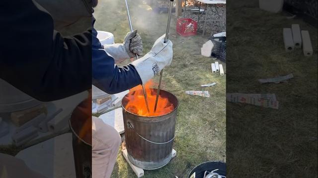 Raku firing a lobster sculpture #raku #clay #ceramics #pottery #kiln #lobster #sculpture #pyro Raku firing a lobster sculpture #raku #clay #ceramics #pottery #kiln #lobster #sculpture #pyro