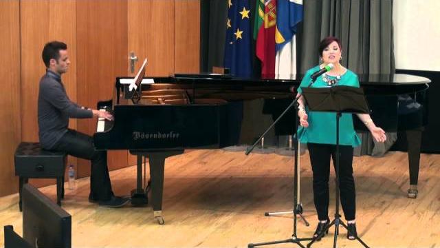 Fado de titânia: artur guimarães e bel viana Fado de titânia: artur guimarães e bel viana