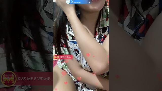 Bigo tante parah gak pake cd n bra...... sampek k banned Bigo tante parah gak pake cd n bra...... sampek k banned