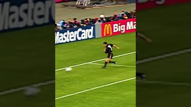 Raul ucl final goal vs valencia Raul ucl final goal vs valencia