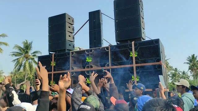 Cek sound brewog audio #brewok #brewokaudio #brewog #brewogaudioceksound #masbrew #lumajang #horeg Cek sound brewog audio #brewok #brewokaudio #brewog #brewogaudioceksound #masbrew #lumajang #horeg