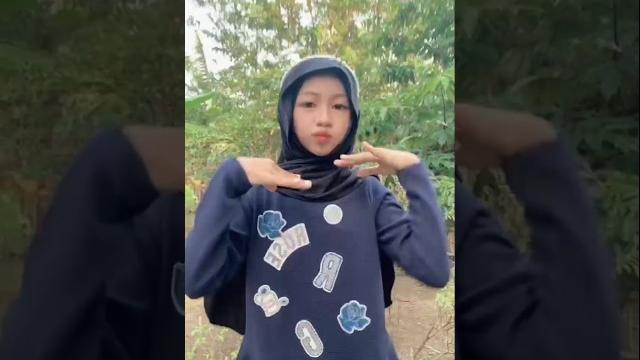 Apa kabar bestie rara yang cantik dan ganteng 🫶🫰 #fypp #bestierara #masukberanda #dance Apa kabar bestie rara yang cantik dan ganteng 🫶🫰 #fypp #bestierara #masukberanda #dance