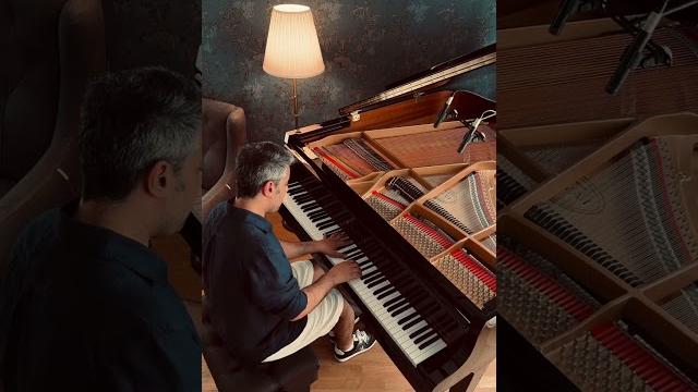 Günel ezizim piano , amir faraji Günel ezizim piano , amir faraji
