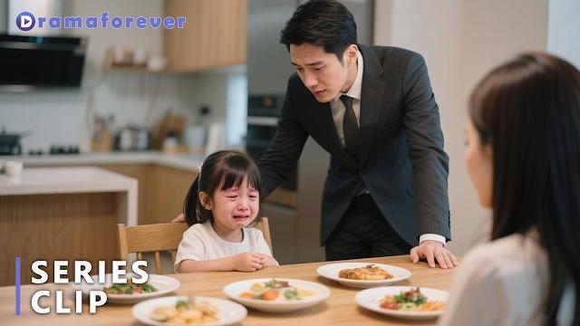 Father brought mistress to dinner—little girl made the mistress flee in panic with a move! Father brought mistress to dinner—little girl made the mistress flee in panic with a move!