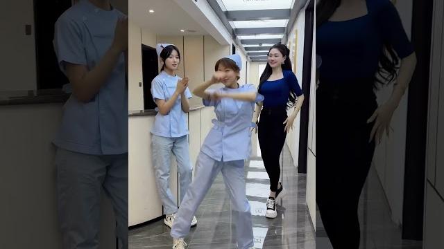 咕噜咕噜 #用舞之地 #舞台无处不在 #护士跳舞 #onthefloor #dance #dancecover 咕噜咕噜 #用舞之地 #舞台无处不在 #护士跳舞 #onthefloor #dance #dancecover