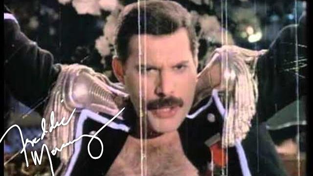 Freddie mercury - living on my own (1993 remix remastered) Freddie mercury - living on my own (1993 remix remastered)