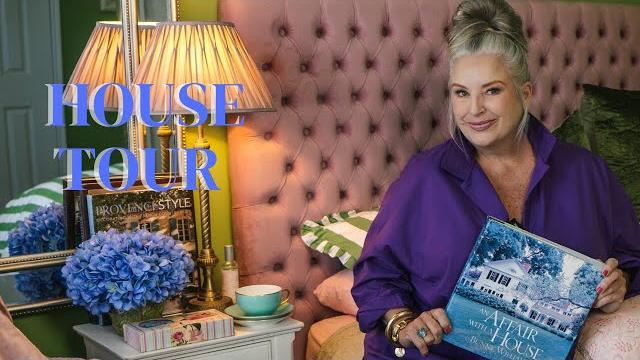 Small home tour | maximalist home with vibrant colour, feminine florals and lots of fun! xo Small home tour | maximalist home with vibrant colour, feminine florals and lots of fun! xo