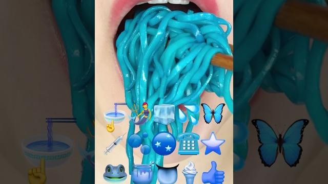 Asmr blue noodle 파란 라면 (eating sounds) Asmr blue noodle 파란 라면 (eating sounds)