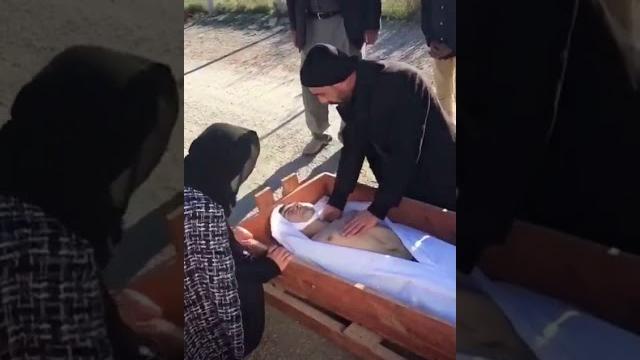 Ölüyü diriltip ayağa kaldiran hoca Ölüyü diriltip ayağa kaldiran hoca