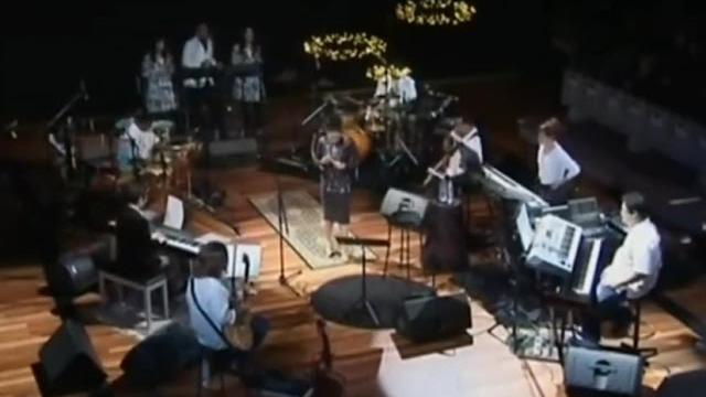 Noryn aziz - make it own my own live Noryn aziz - make it own my own live