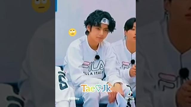 V and jin fighting with eyes meanwhile rm hobi : V and jin fighting with eyes meanwhile rm hobi :