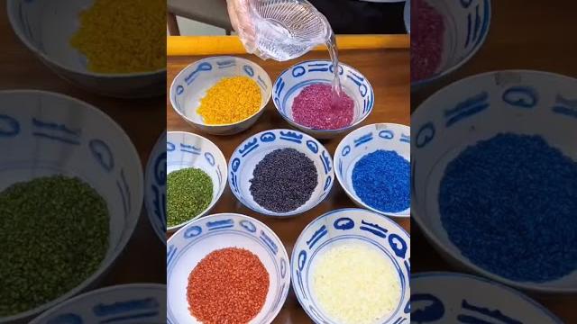 五色糯米饭 真材实料好味道 舌尖上的味道 纯天然无添加 家乡特色小吃 五色糯米饭 真材实料好味道 舌尖上的味道 纯天然无添加 家乡特色小吃