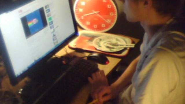 Nyan cat 10 hours reaction video! (yes, i actually watched it for 10 hours) Nyan cat 10 hours reaction video! (yes, i actually watched it for 10 hours)