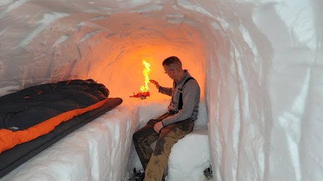 Dugout shelter under 10ft (3m) of snow - solo camping in survival shelter during snow storm Dugout shelter under 10ft (3m) of snow - solo camping in survival shelter during snow storm