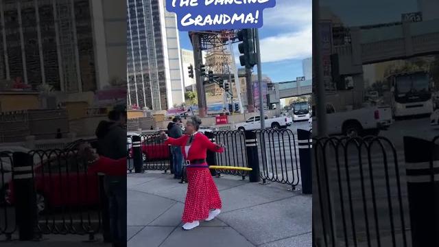 Las vegas grandma dancing on the strip! Las vegas grandma dancing on the strip!
