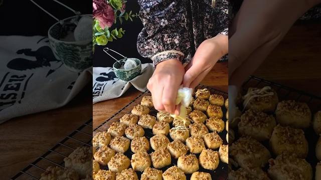 Cookies with tahini/tahinli kurabiye Cookies with tahini/tahinli kurabiye