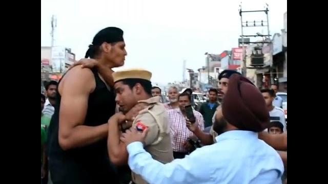 Indian army vs police vala Indian army vs police vala
