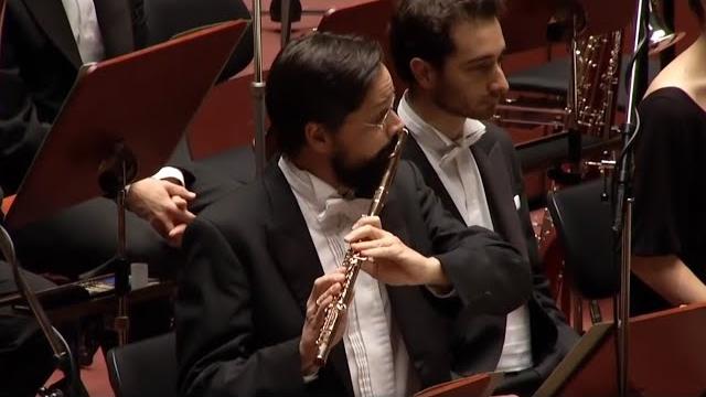 Debussy: prélude à l’après-midi d’un faune ∙ hr-sinfonieorchester ∙ andrés orozco-estrada Debussy: prélude à l’après-midi d’un faune ∙ hr-sinfonieorchester ∙ andrés orozco-estrada
