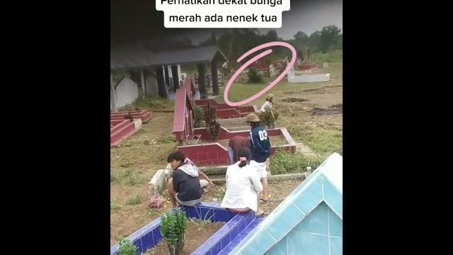 Penampakan hantu di kuburan kristen Penampakan hantu di kuburan kristen