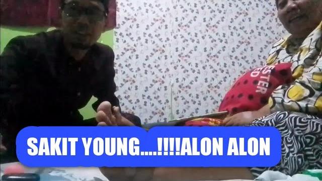 Pijat kebugaran paha wanita|mbah maryono Pijat kebugaran paha wanita|mbah maryono
