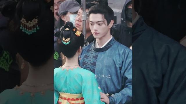 Xu kai tian xiwei kiss scene 许凯田曦薇子夜归吻戏路透 Xu kai tian xiwei kiss scene 许凯田曦薇子夜归吻戏路透
