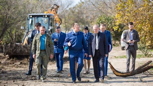 Прокурор краснодарского края сергей табельский оценил ход восстановительных работ после чс Прокурор краснодарского края сергей табельский оценил ход восстановительных работ после чс
