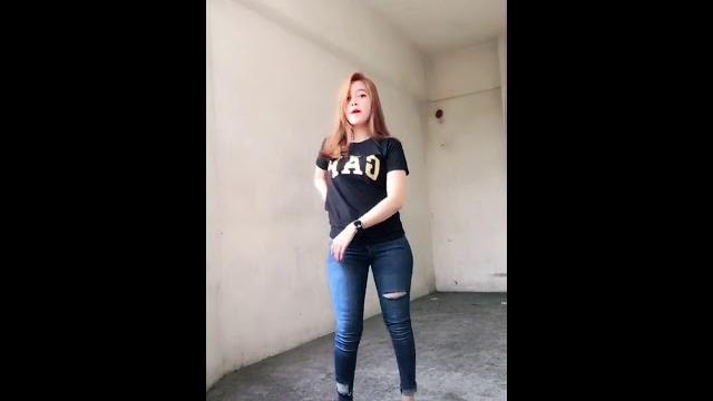 Yani sagita biarkan lah Yani sagita biarkan lah