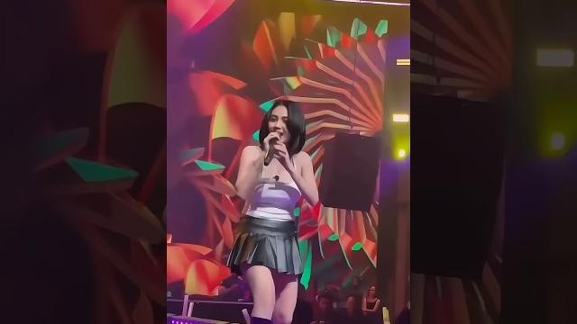 Pesona arlida putri Pesona arlida putri