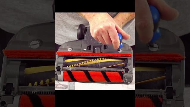 Removing the underbody for cleaning shark vacuum ! Removing the underbody for cleaning shark vacuum !