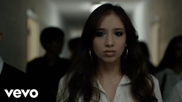 Isabel larosa - older (official video) Isabel larosa - older (official video)
