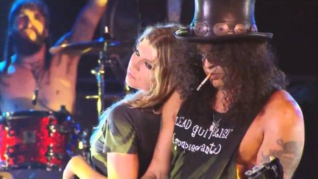 Slash feat fergie sweet child o mine 1080p.mp4 Slash feat fergie sweet child o mine 1080p.mp4