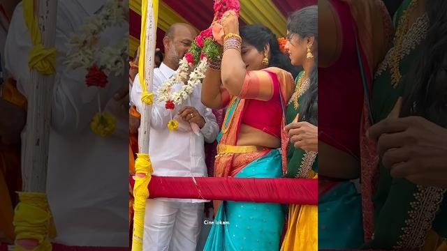 Jogini shyamala bonam and bandi sanjay yadav at lal darwaza bonalu | madhu priya bonala song Jogini shyamala bonam and bandi sanjay yadav at lal darwaza bonalu | madhu priya bonala song