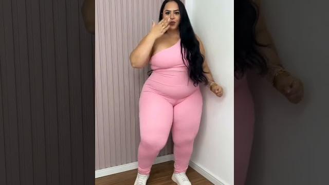 Curvy girl gym looks – try-on haul #curvy #model Curvy girl gym looks – try-on haul #curvy #model