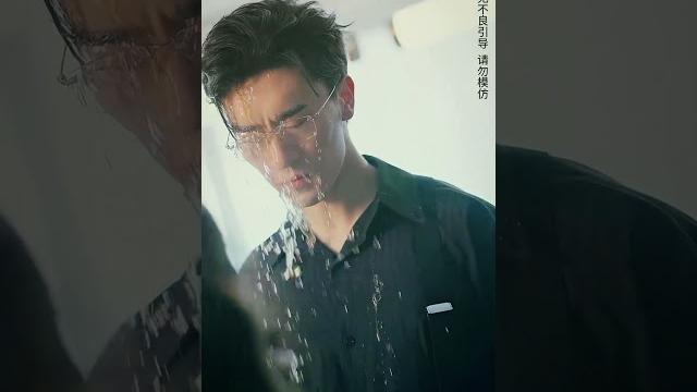 When he protected her#hotmobboss #chensi #yuyin #shorts #chinesedrama #cdrama #dramachina #drama When he protected her#hotmobboss #chensi #yuyin #shorts #chinesedrama #cdrama #dramachina #drama