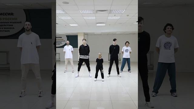 Симпа ️ девочка повторила танец tuzelity shuffle Симпа ️ девочка повторила танец tuzelity shuffle