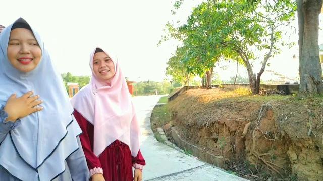 Kekasih idaman (ana uhibbuka fillah) - nagita slavina & cut meyriska (cover by mahasiswa pgsd unja) Kekasih idaman (ana uhibbuka fillah) - nagita slavina & cut meyriska (cover by mahasiswa pgsd unja)
