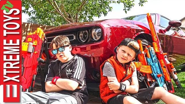 Extreme toys tv - sneak attack squad! official music video. Extreme toys tv - sneak attack squad! official music video.